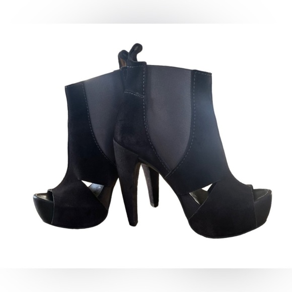 Pedro GARCIA Abby Peep Toe dark brown Suede Platform Bootie 6.5 US